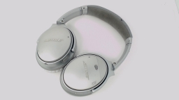 Bose QC 35 II Series 2 Wireless Headphones Silver FLAKED PADS/HEADBAND