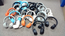 Lot of 24 Beats Solo Pro A1881 Headphones with Various Problems