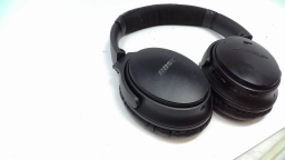 Bose QC 35 Series I 1 Black Wireless Headphones HEADBAND WEAR