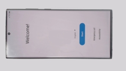 Samsung Galaxy S22 Ultra 5G SM-S908U1 (Black 128GB 8GB) Unlocked CRACKED