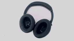 Bose QuietComfort QC 45 Black Wireless Headphones FLAKED/WEAR