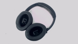 Bose QuietComfort QC 45 Black Wireless Headphones FLAKED HEADBAND