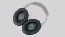 Bose QC 35 II Series 2 Wireless Headphones Silver WORN HEADBAND