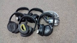 Lot of 6 Pairs of Bose QC35 Series 1 Noise Cancelling Headphones