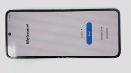 Samsung Galaxy Z Flip4 SM-F721U1 Cellphone (Black 128GB 8GB) Unlocked