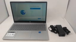 HP Laptop 15-fd0000 i3-1215U 1.2GHz 8Gb 256Gb SSD 1366x768P Touch 11Home