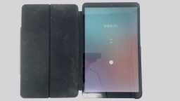 LG G Pad 5 LM-T605 10.1" Tablet (Silver 32GB 4GB) WiFi + COVR CSE