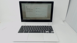 Lenovo Chromebook C330 11.6" (White 32GB 4GB) WiFi STAINS