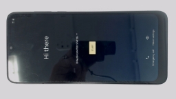 Motorola G Pure XT2163-4 Cellphone (Blue 32GB 3GB) Unlocked SCRATCHED