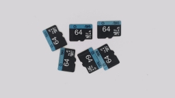 Lot of 6 - 64GB Rapid Speed Micro SD Memory Cards