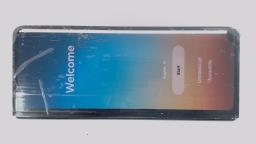 Samsung Galaxy Z Fold3 SM-F926U1 (Black 256GB12GB) Unlocked CRACKED/DEFECTIVE