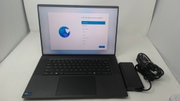 Dell Precision 5690 Ultra 7 165H 32GB 256SSD 1200p 11Pro Nvidia 2000ADA 8GB
