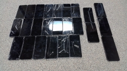 Lot of 25 Non-Working Blu View B160V B170D and B1660V Cell Phones for Parts
