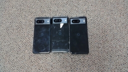Lot of 3 Non-Working Google Pixel 8 Shiba Cell Phones for Parts