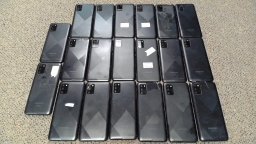 Lot of 20 Samsung A025 SM-1025 SM-5124DL with DAMAGED LCD
