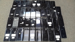 Lot of 39 Non-Working LG LM-K500 LMK920 Cell Phones for Parts