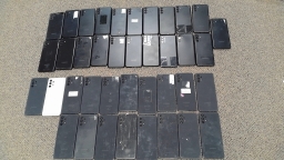 Lot of 39 Non-Working Samsung  A32 and A13 Cell Phones for Parts