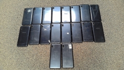 Lot of 18 Non-Working Samsung A10e SM-102 Cell Phones Smartphones for Parts