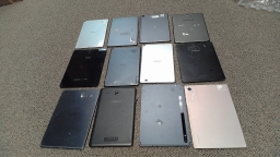 Lot of 12 Non-Working Samsung 10 inch 10" Tablets for Parts