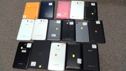 Lot of 16 Non-Working 7 Inch 7" Tablets Mixed Brand for Parts