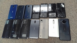 Lot of 14 Non-Working Nokia Cell Phones Smartphones for Parts