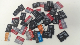 Lot of 42 16GB Mixed Brand Micro SD Cards - Includes Sandisk Tested Working