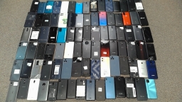 Lot of 90 Non-Working Mixed Brand Smartphones with Bad Ports