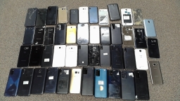 Lot of 47 Non-Working Samsung Smartphones with Bad Ports