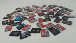 Lot of 68 - 32GB Micro SD Memory Cards Mixed Brand Sandisk Samsung PNY