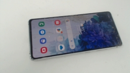 Samsung Galaxy S20 FE 5G SM-G781U1/DS White 128GB Unlocked Dual Sim CRACKED 