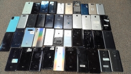 Lot of 42 Non-Working LG Smartphones with Various Issues