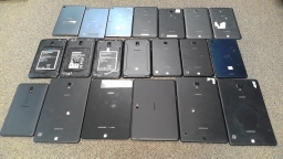 Lot of 20 Non-Working Samsung Galaxy Tablets for Parts