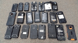 Lot of 22 Non-Working Rugged Smartphones and Scanners Honeywell, CAT, SONIM
