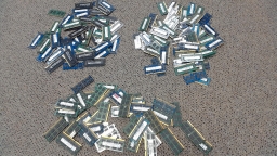 Lot of 165 2GB PC3 DDR3 SODIMM Laptop Memory 12800 10600 8500 Multi Brand