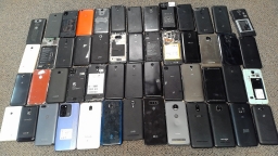 Lot of 52 Untested Mixed Brand Smartphone Cell Phone