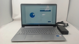 HP Laptop 15-fq2000 i7 1165G7 8GB 256SSD 1080p Touch 11Home