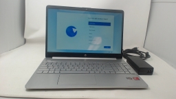 HP Laptop 15-e2000 AMD Ryzen 5 5500u 8GB 256SSD 768p 11Home
