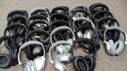 Lot of 28 Pairs of Bose QC35 Series 1 Noise Cancelling Headphones