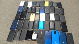 Lot of 50 Generic Smartphones Untested Assumed Non-Working